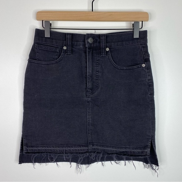 Madewell Black Denim Step-Hem Jean Skirt in Washed Black Size 25 EUC - Picture 5 of 10